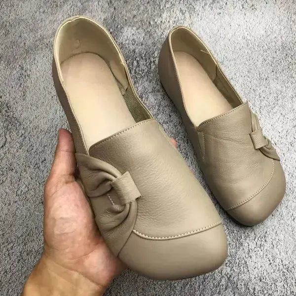 Chaussures en Cuir pour Femmes avec une Semelle Souple et une Surface Antidérapante