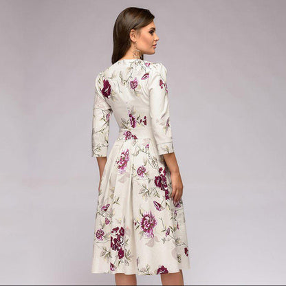 Robe femme élégante à fleurs style rétro mi-longue pour occasions spéciales
