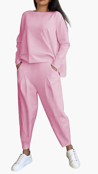 Ensemble détente deux pièces style décontracté pour femme – confort chic pour la maison et les sorties