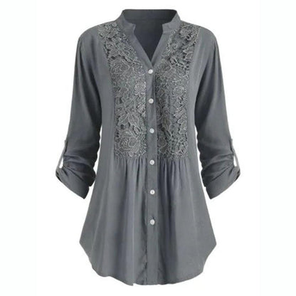 Sara – Chemise en dentelle avec panneau en dentelle