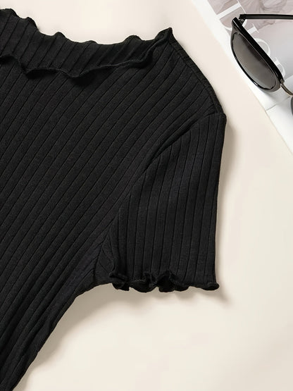 T-shirt til kvinder med korte ærmer i chic ribstrikket hverdagsstil
