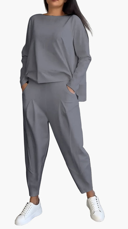 Ensemble détente deux pièces style décontracté pour femme – confort chic pour la maison et les sorties