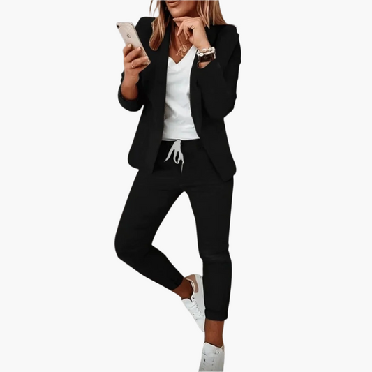 Ensemble tailleur décontracté femme blazer et pantalon style business chic confortable