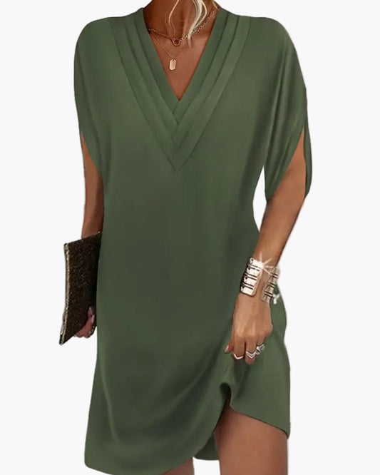Casual women's dress with V-neck and split sleeves, elegant style for all occasions