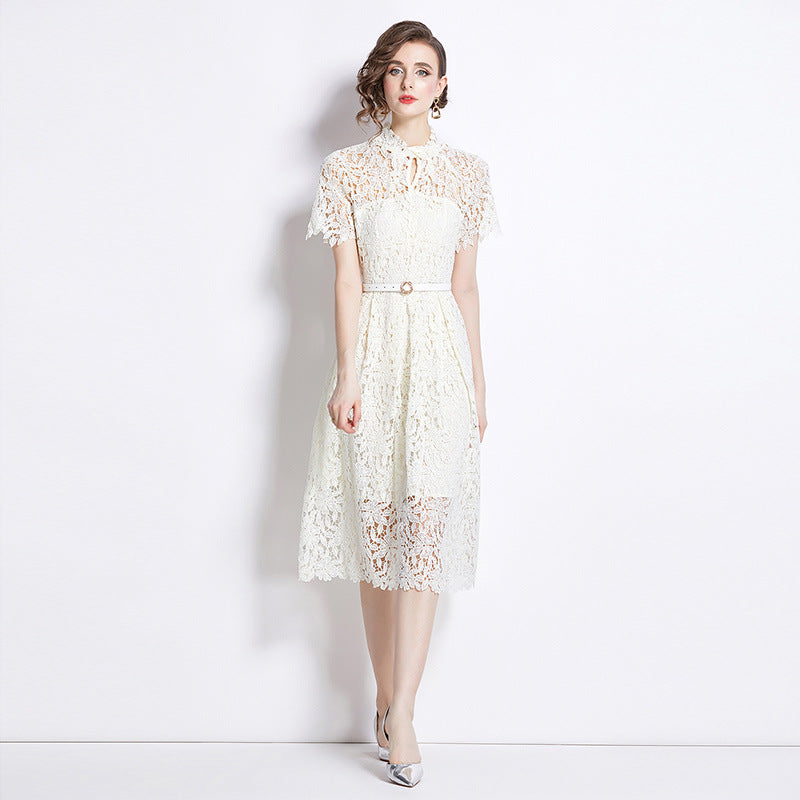 Robe élégante en dentelle mi-longue pour femme – Style soirée et cocktail chic