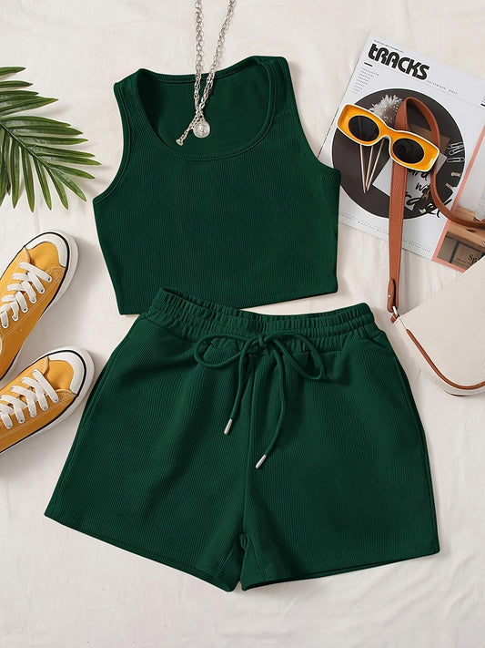 Women's Casual Set – Sleeveless Crop Top and High-Waisted Shorts for Leisure and Summer