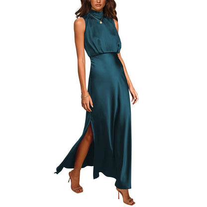 Mary – Robe en Satin à Col Montant