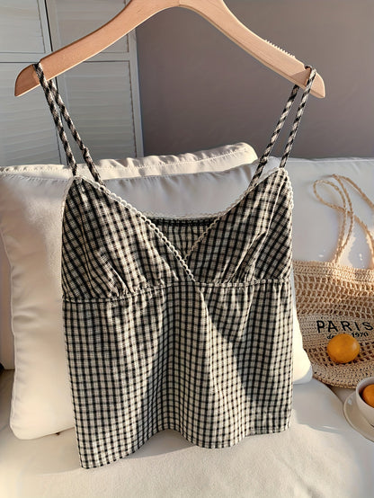 Casual plaid women's top for summer – Sleeveless, flattering fit, perfect for outings and vacations