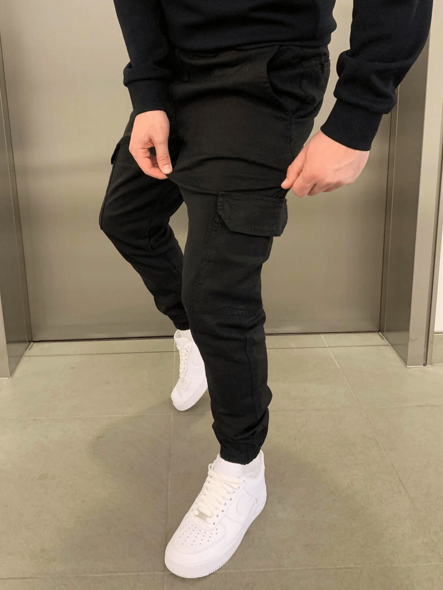 Cargo jogger trousers for men, urban and casual style