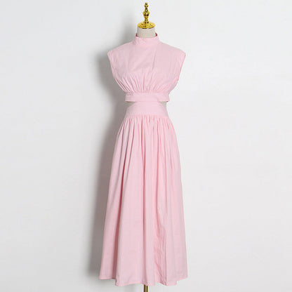 Audrey – Robe Évasée Sans Manches à Col Montant