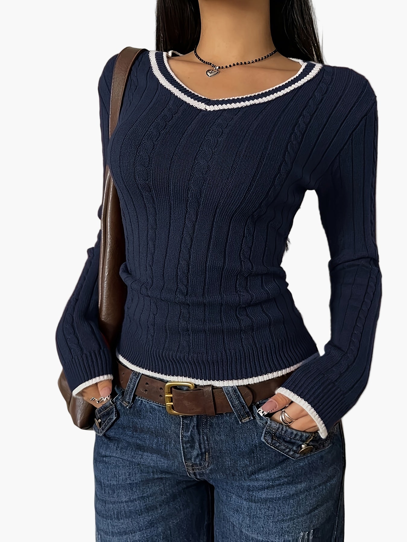 Pull femme col V à effet côtelé style casual chic