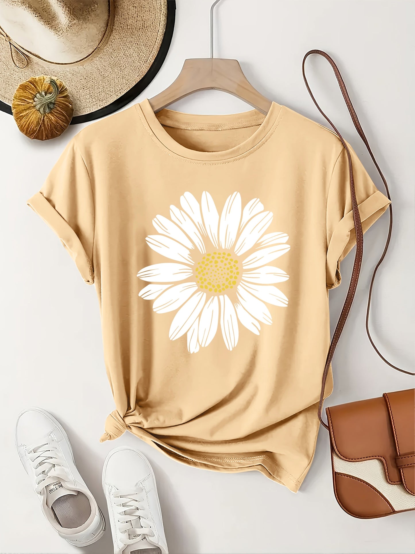 T-shirt femme décontracté motif marguerite pour look estival et tendance