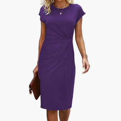 Robe élégante femme coupe droite pour bureau et soirée
