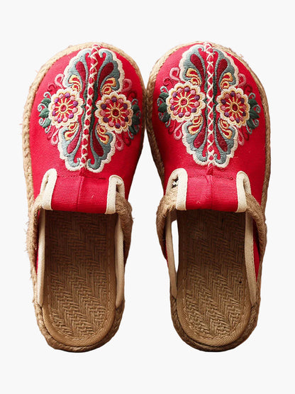 Zoccoli ricamati tradizionali da donna stile etnico – Calzature comode ed eleganti per interno o esterno