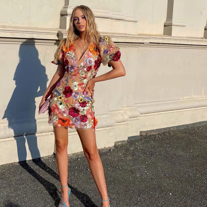 Hayley – Robe à manches lanternes avec fleurs en trois dimensions et décolleté en V élégant