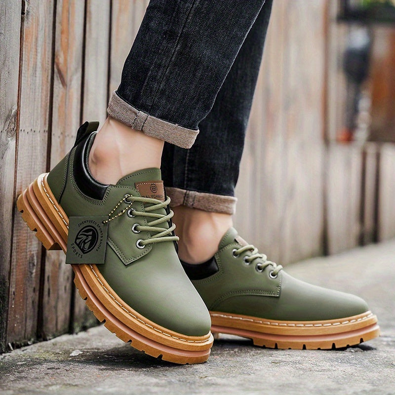 Herrskor för vandring och streetwear – Avslappnad urban outdoorstil
