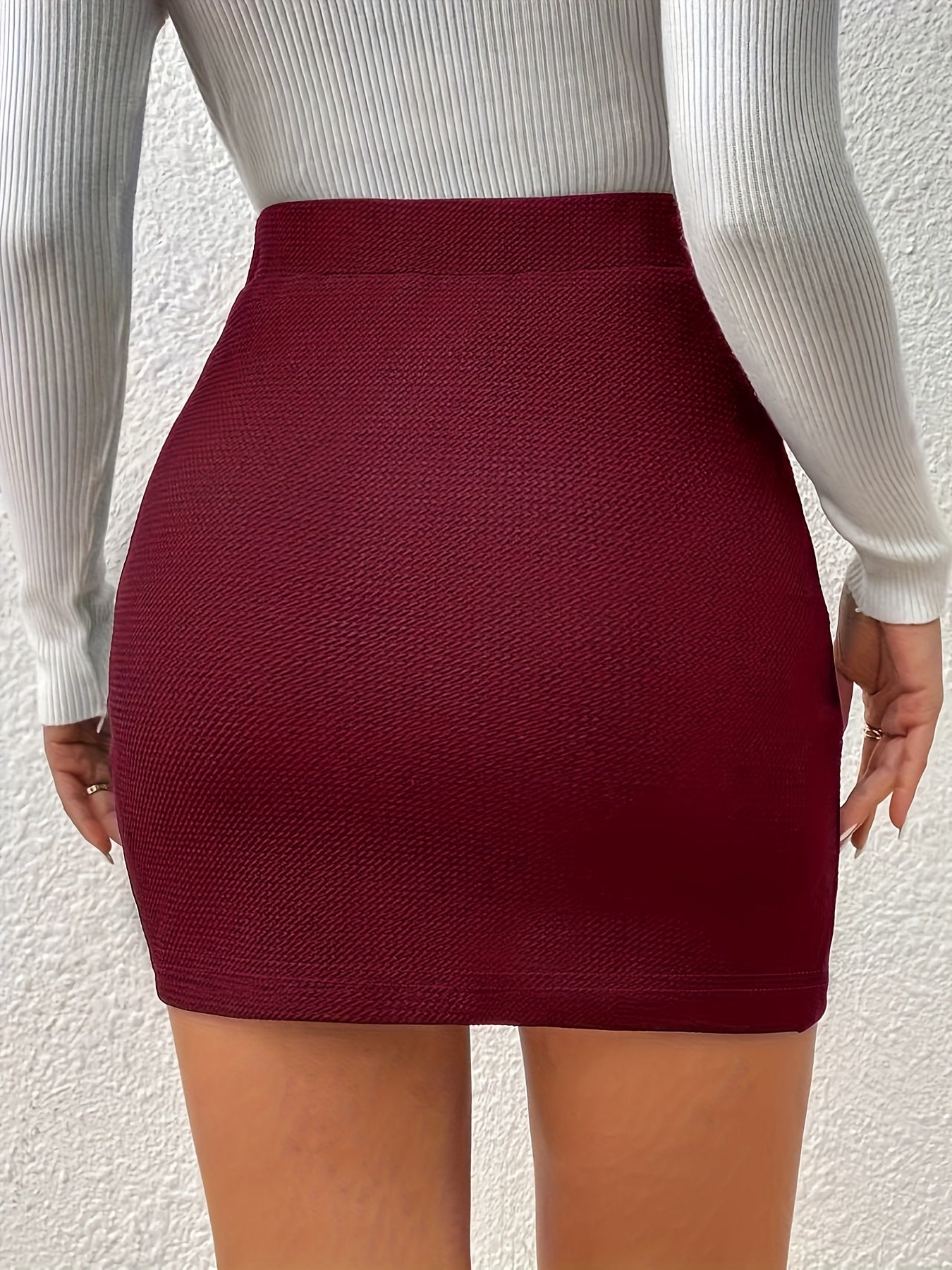 Jupe portefeuille élégante femme style soirée chic