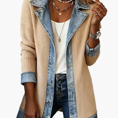 Elegant blazer-vest til kvinder i urban chic stil med kontrastfarvede revers