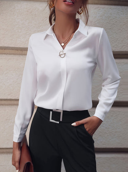 Chemisier élégant femme style business chic à col classique pour bureau et sorties