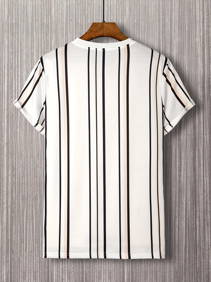 Męski t-shirt z krótkim rękawem w nowoczesnym stylu z pionowymi paskami na modny miejski look