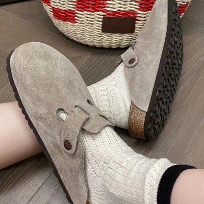 Ruby – Pantoufles fermées rétro françaises en cuir vegan