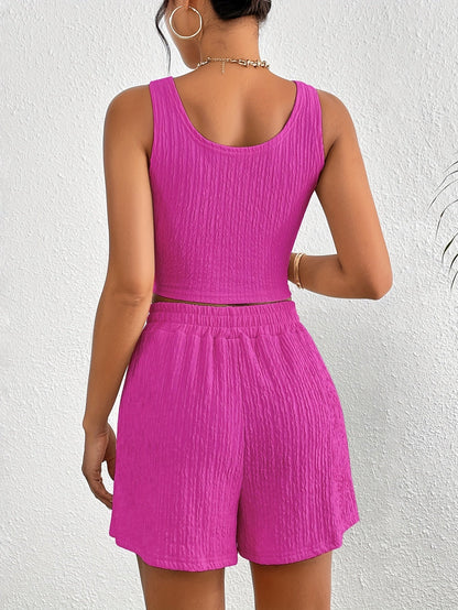 Damski zestaw casual dwuczęściowy: krótki top i szorty w eleganckim stylu na lato