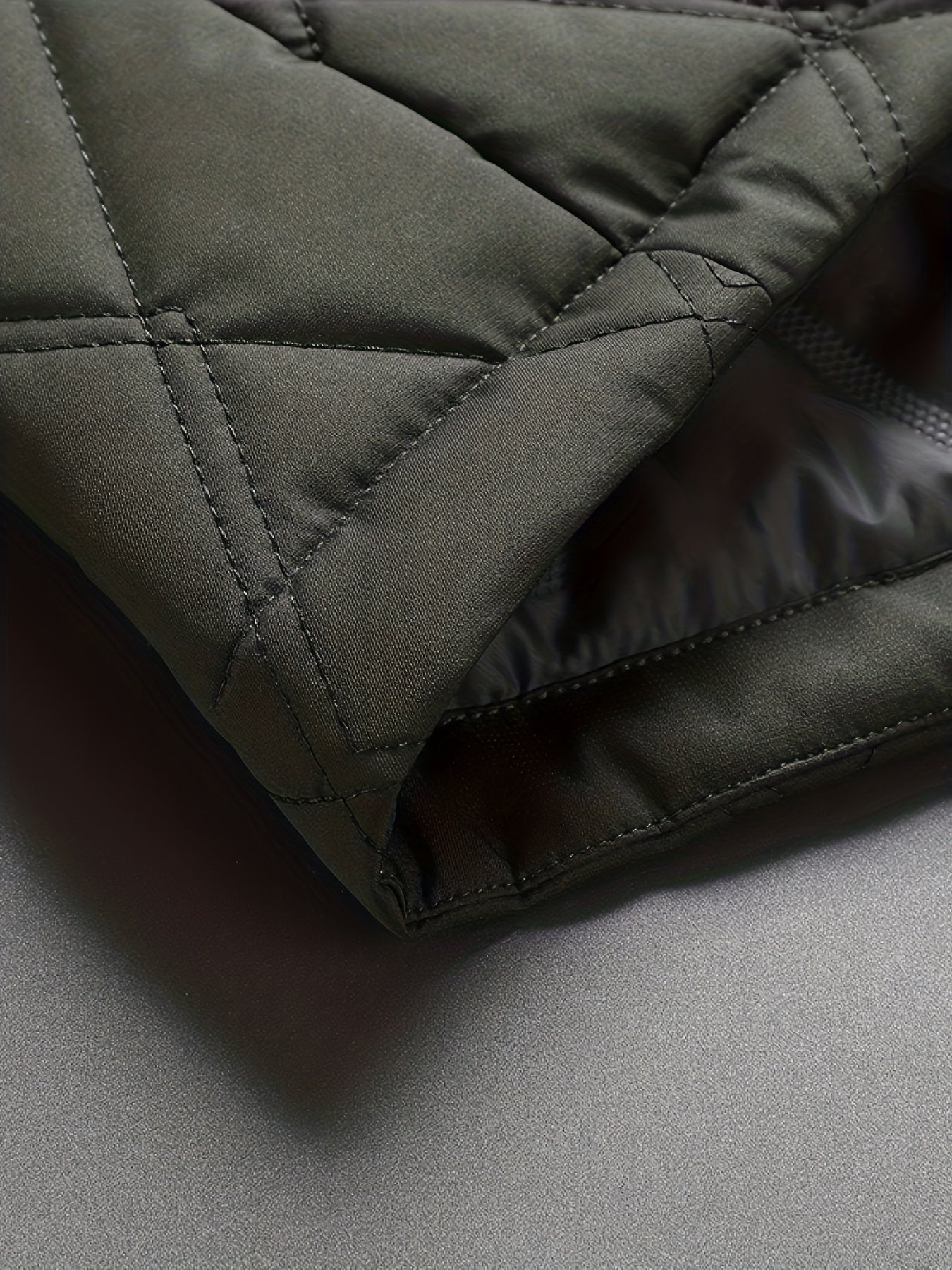 Veste matelassée homme style urbain élégance décontractée