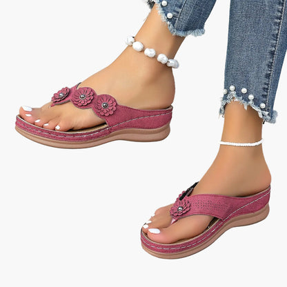Casual damessandalen met platte hak in teenslipperstijl met bloemen – Ideaal voor de zomer