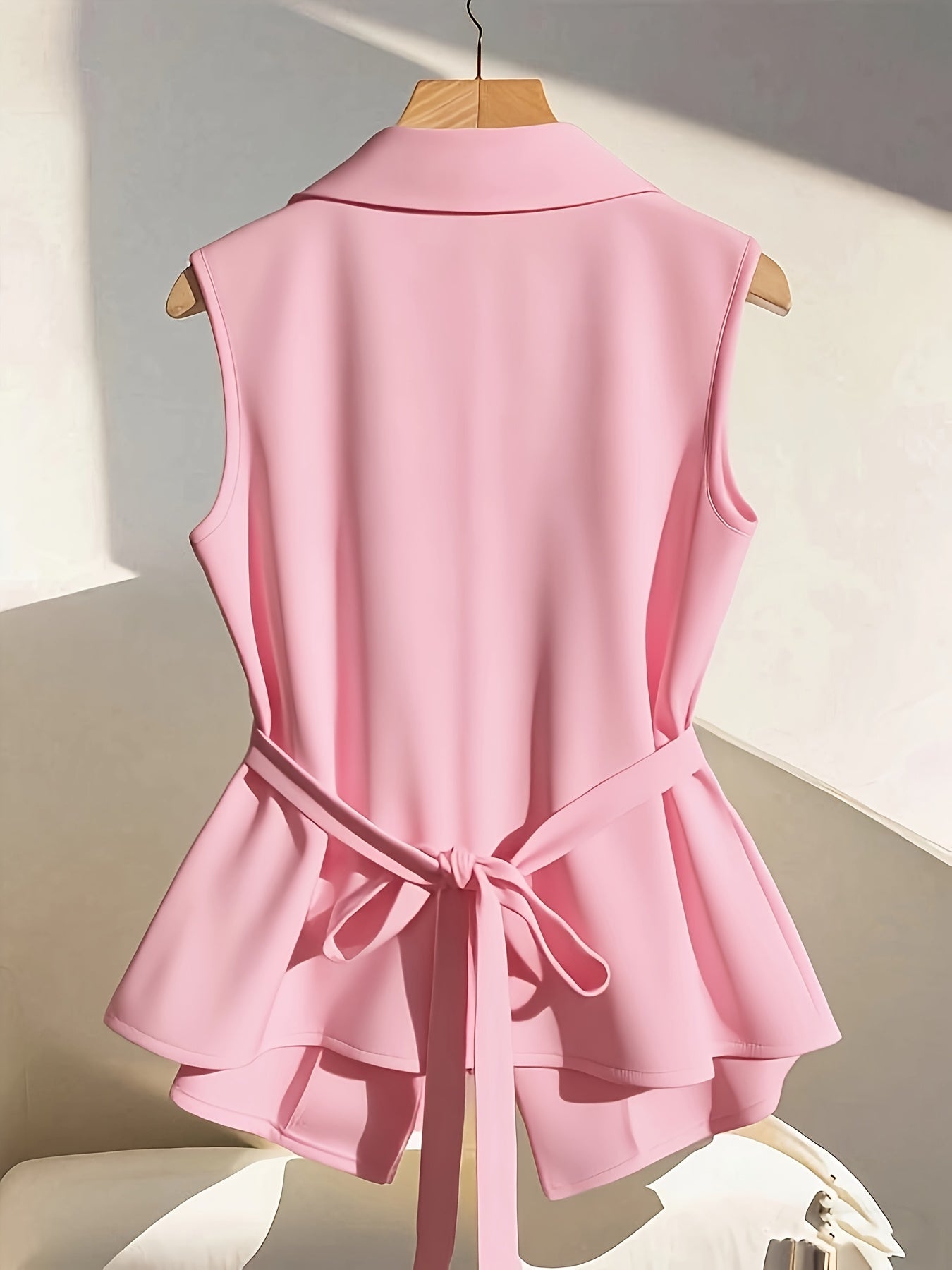 Gilet sans manches femme style tailleur chic pour bureau ou événement