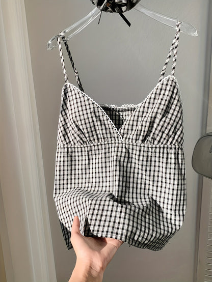 Casual plaid women's top for summer – Sleeveless, flattering fit, perfect for outings and vacations