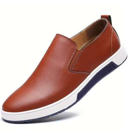 Męskie wsuwane buty casual w uniwersalnym miejskim stylu