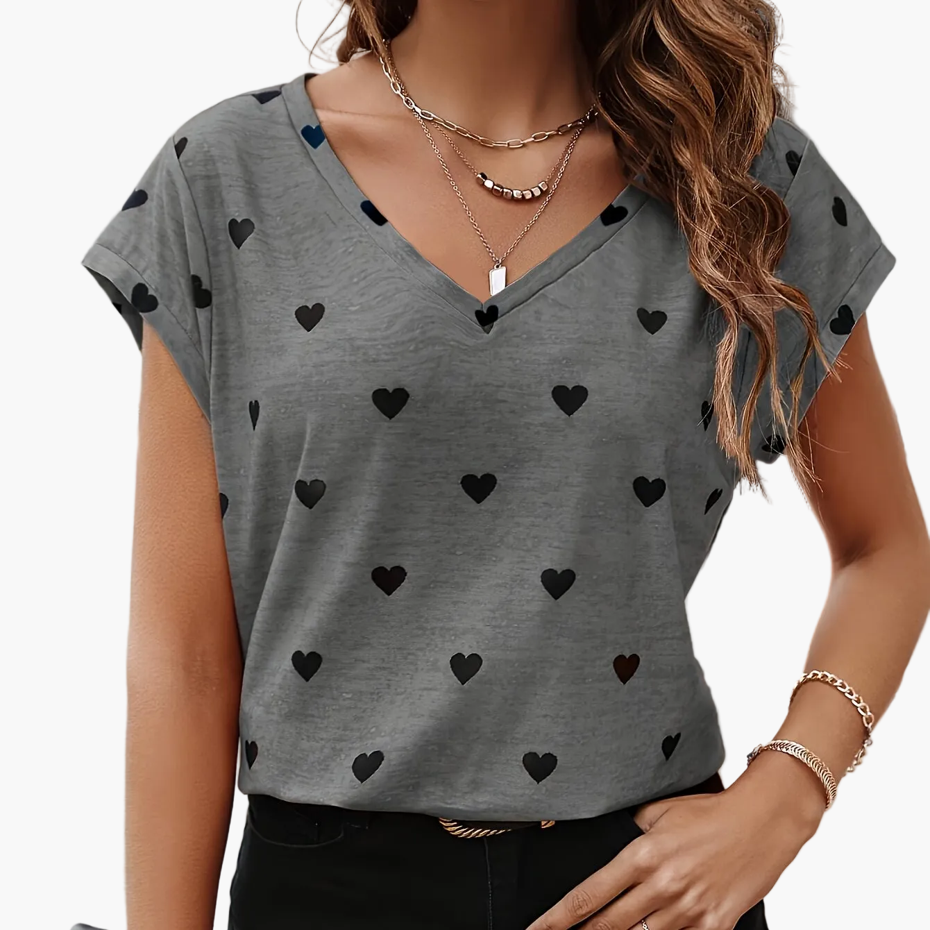 Elegant women's T-shirt with heart print, V-neck, summer chic style