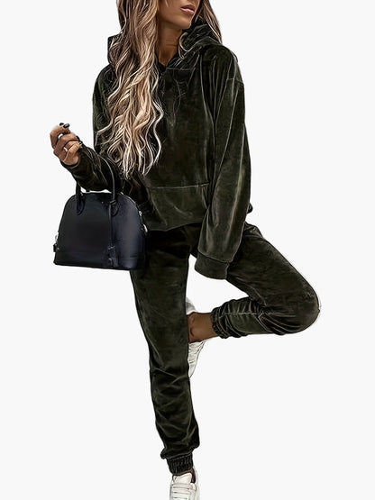 Ensemble de survêtement décontracté pour femme, style urbain chic, idéal pour le quotidien et les loisirs