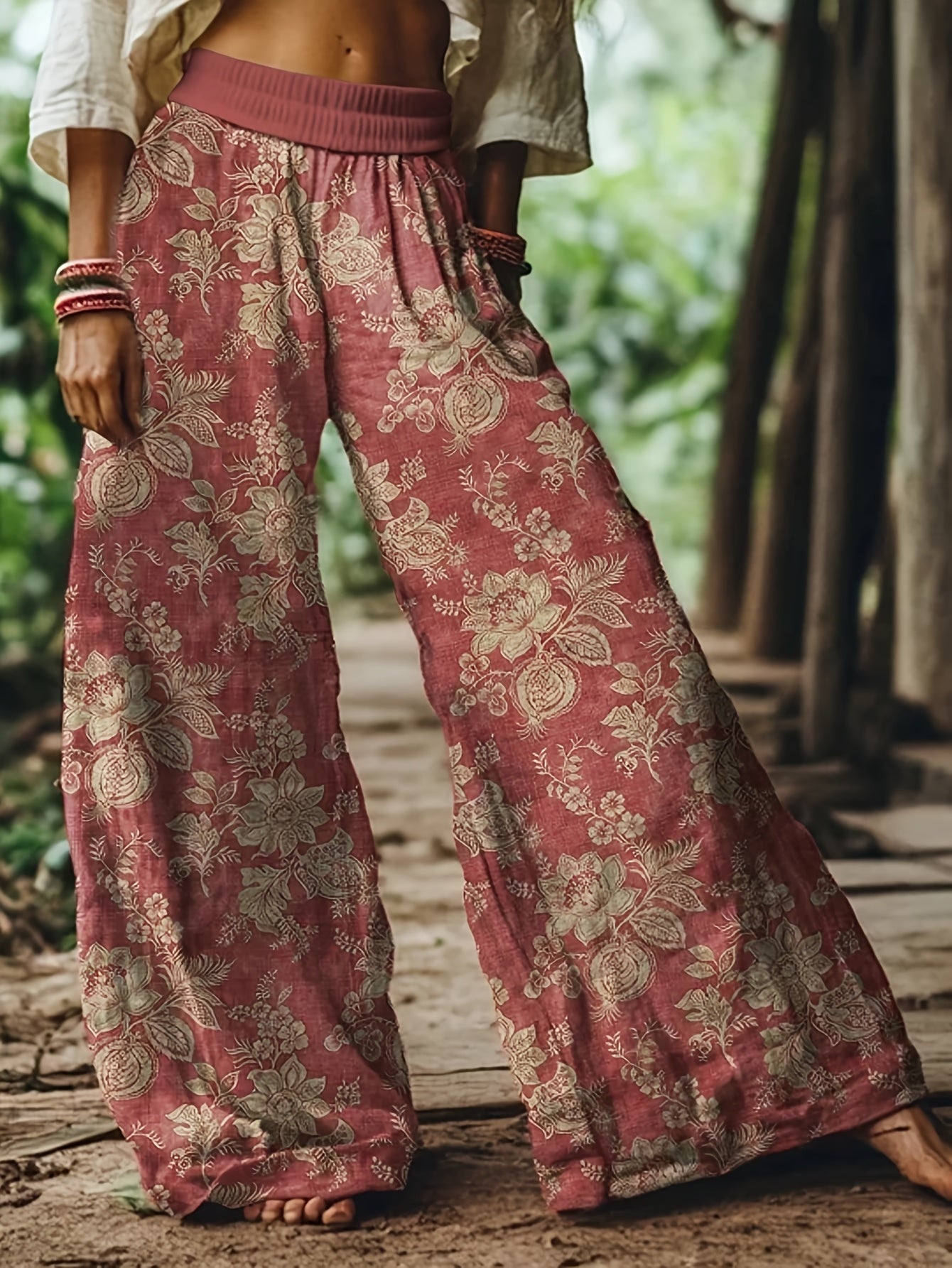 Wijde damesbroek in bohemien stijl met bloemenprint voor een casual en weekendlook
