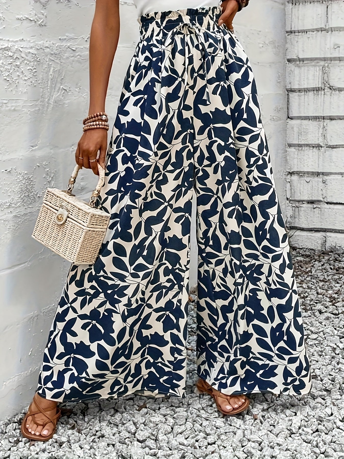Bredt damebukser i boheme chic-stil med højtaljet løvprint til sommerlige lejligheder og elegante udflugter