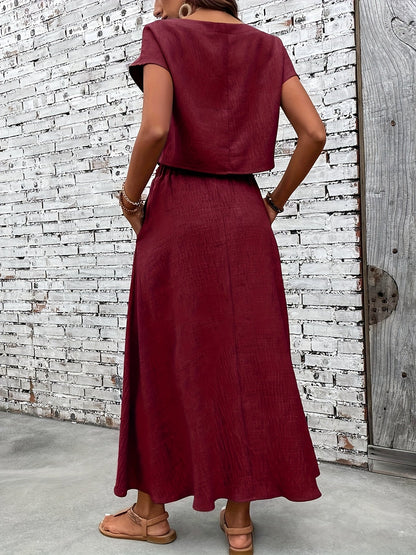 Chic two-piece women's set bohemian style – Crop top and flowing long skirt