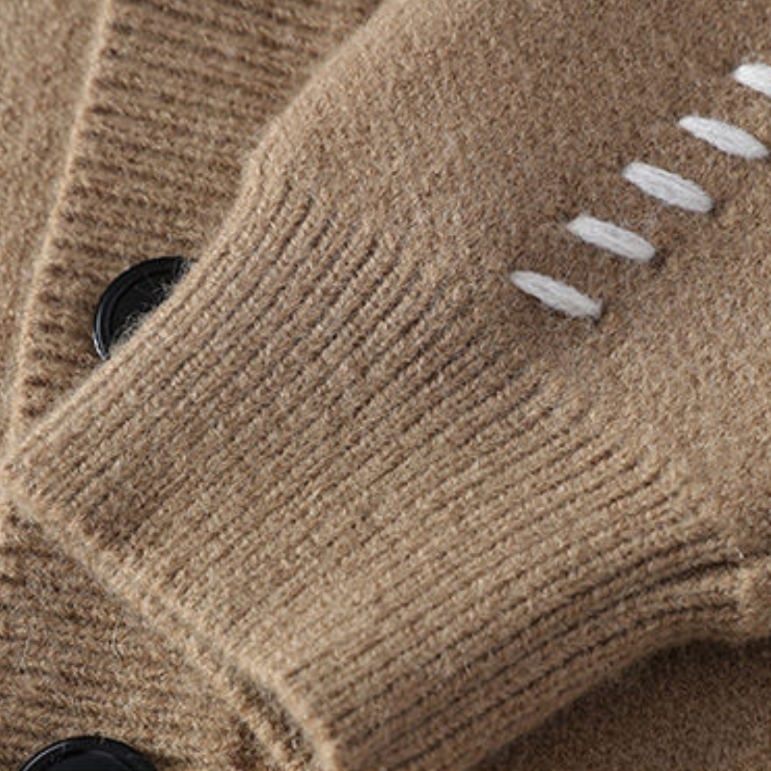 Cardigan boutonné homme style décontracté chic, idéal pour l’automne et l'hiver