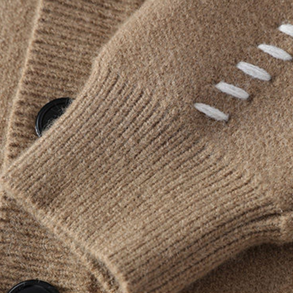 Cardigan boutonné homme style décontracté chic, idéal pour l’automne et l'hiver