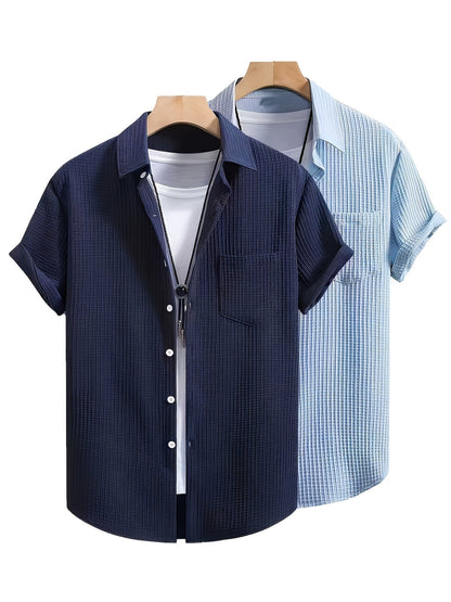 Chemise de style resort homme à manches courtes et texture gaufrée – Élégance estivale décontractée