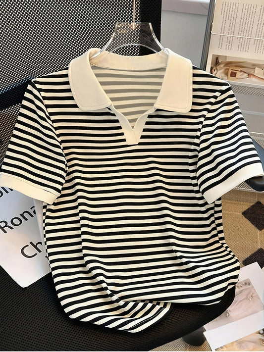 Polo damskie z krótkim rękawem w stylu preppy – swobodna elegancja i ponadczasowy wygląd