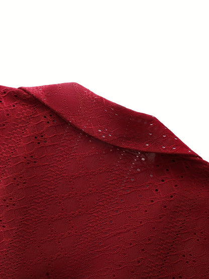 Chemise à manches courtes homme style resort avec broderie ajourée, élégance estivale et confort respirant