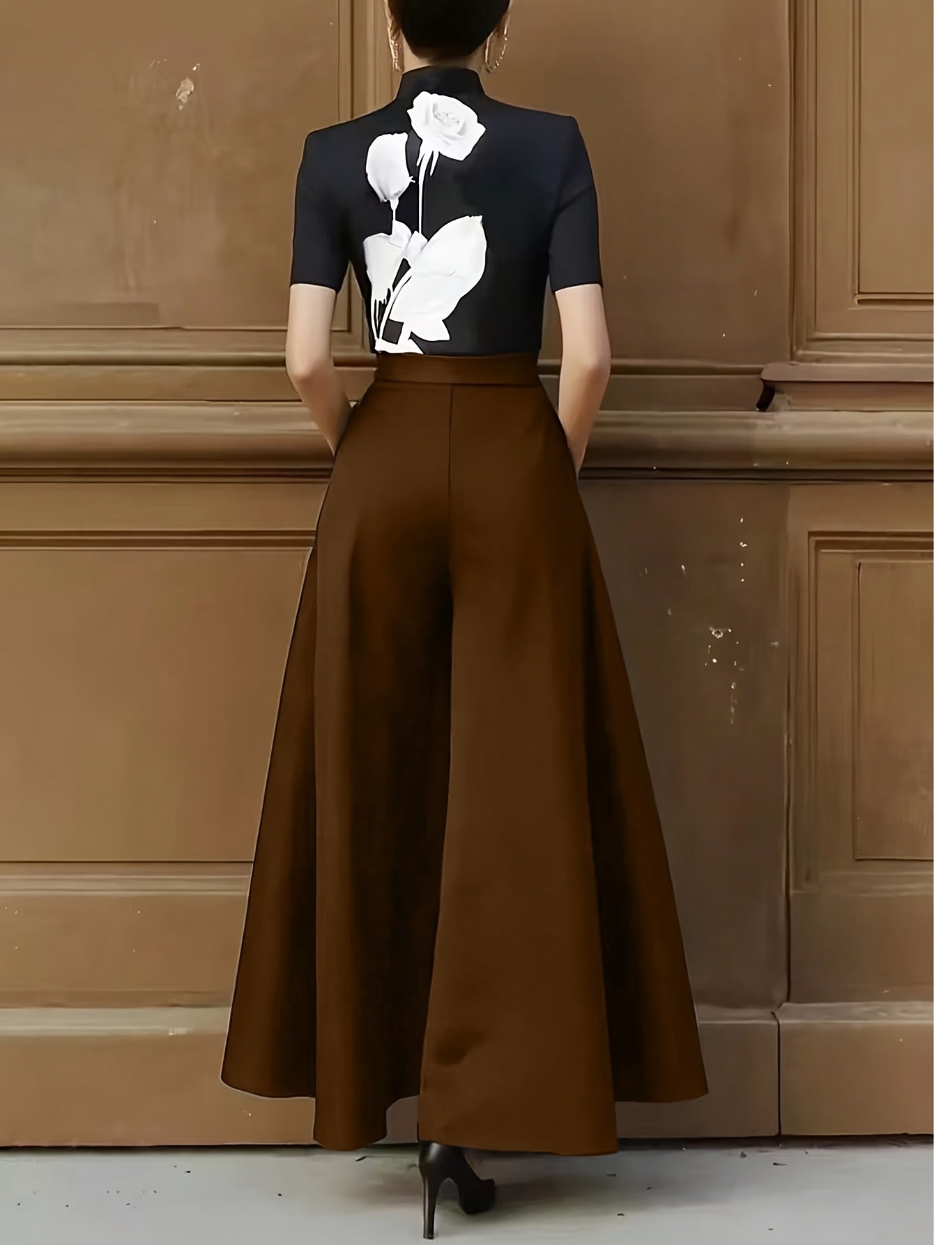 Pantalon large femme style élégant pour occasions formelles et quotidiennes