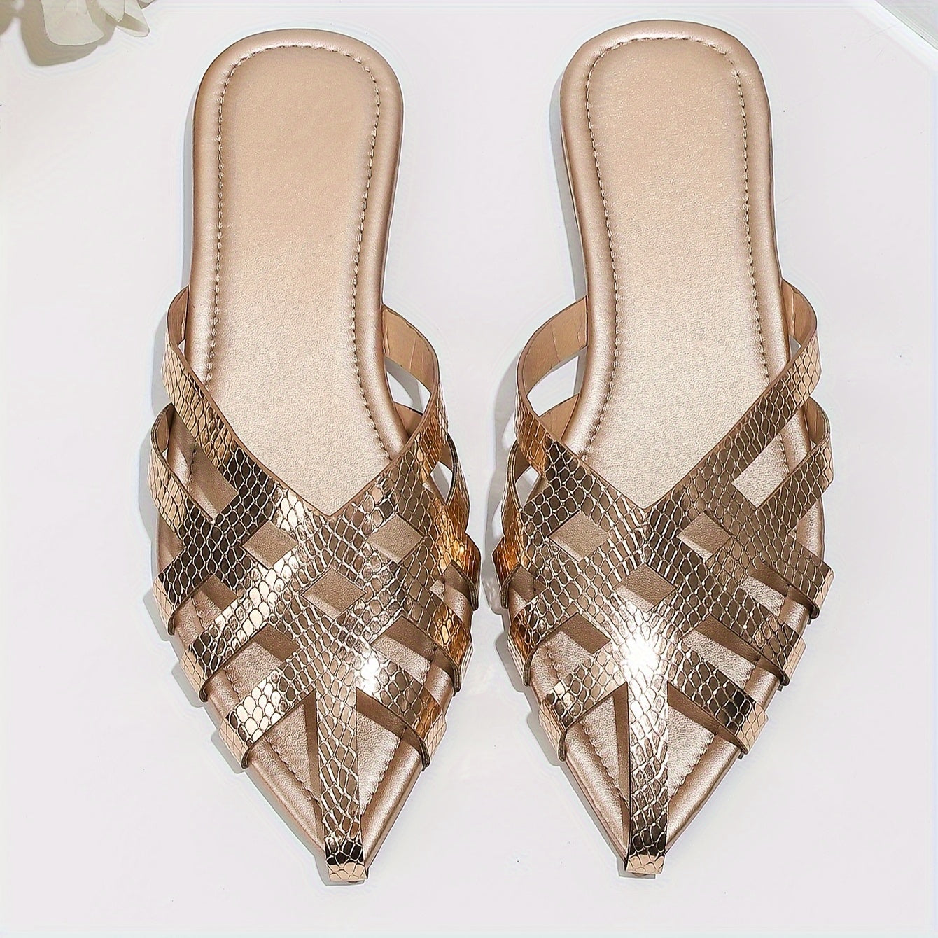 Mules plates femme à bout pointu style tressé chic pour usage quotidien et soirée