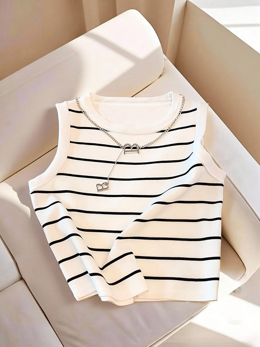 Débardeur sans manches à rayures style preppy pour femme – Élégance décontractée et chic moderne