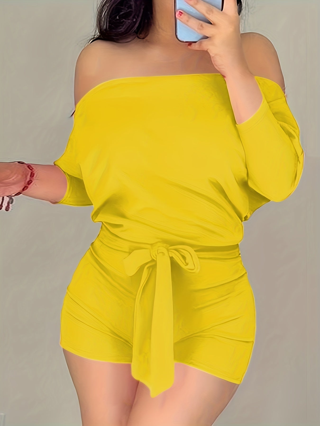 Avslappnad kort jumpsuit för kvinnor i Bardot-stil med långa ärmar för sommaren