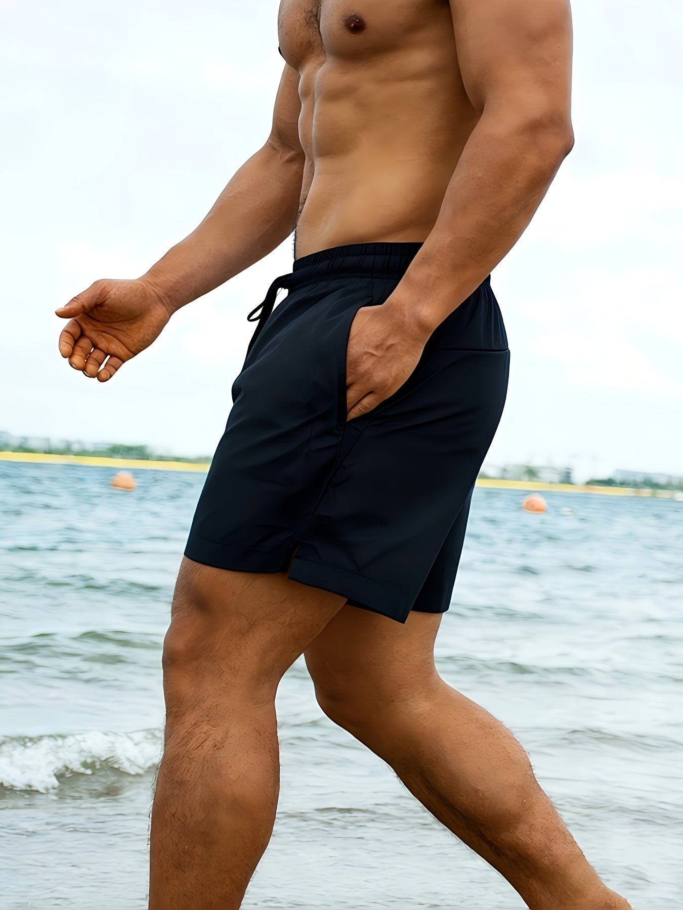 Bañador corto hombre estilo vacaciones – corte regular, look moderno para la playa o la piscina