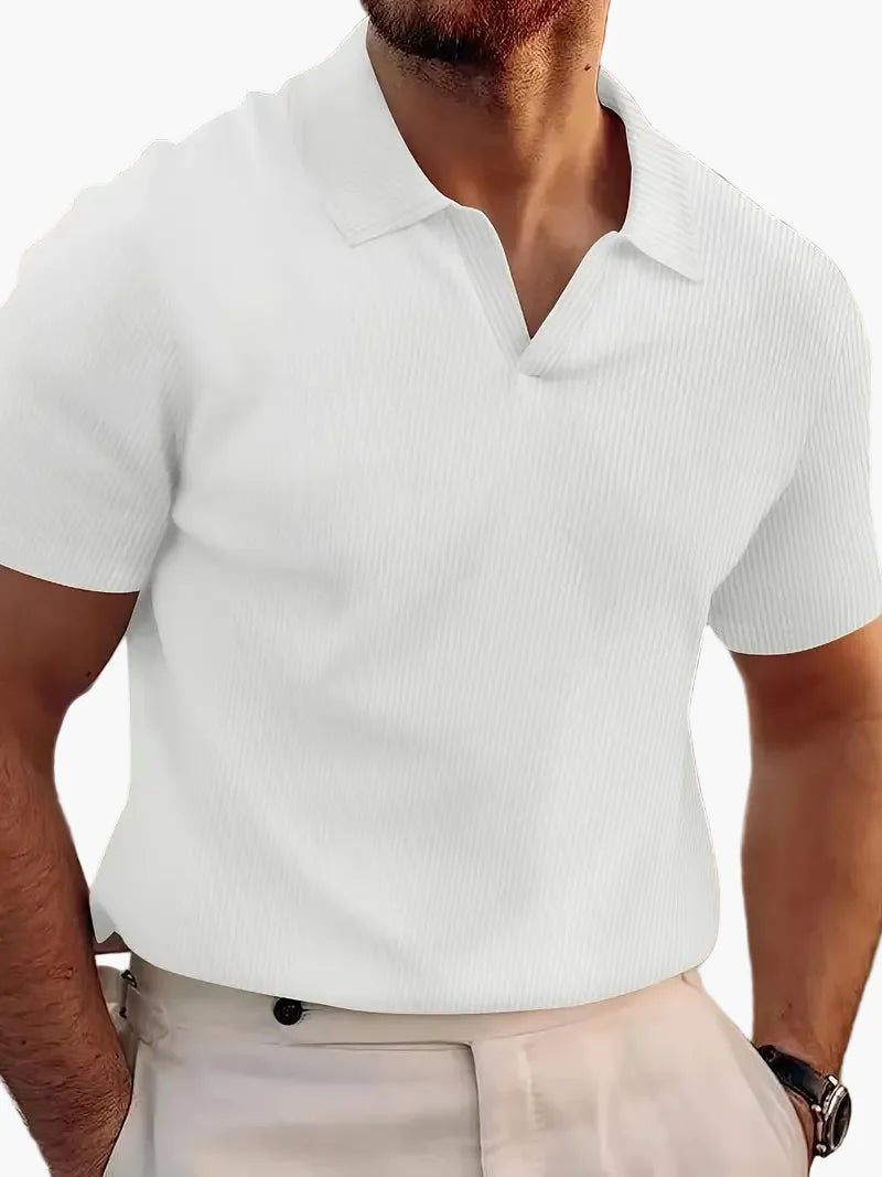 Short-sleeved casual shirt for men – Elegance and daily comfort