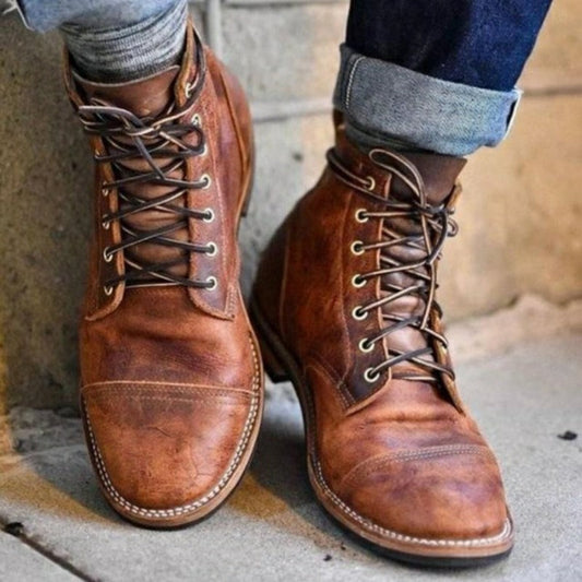 Botas elegantes clásicas para hombre – Estilo eterno y versátil