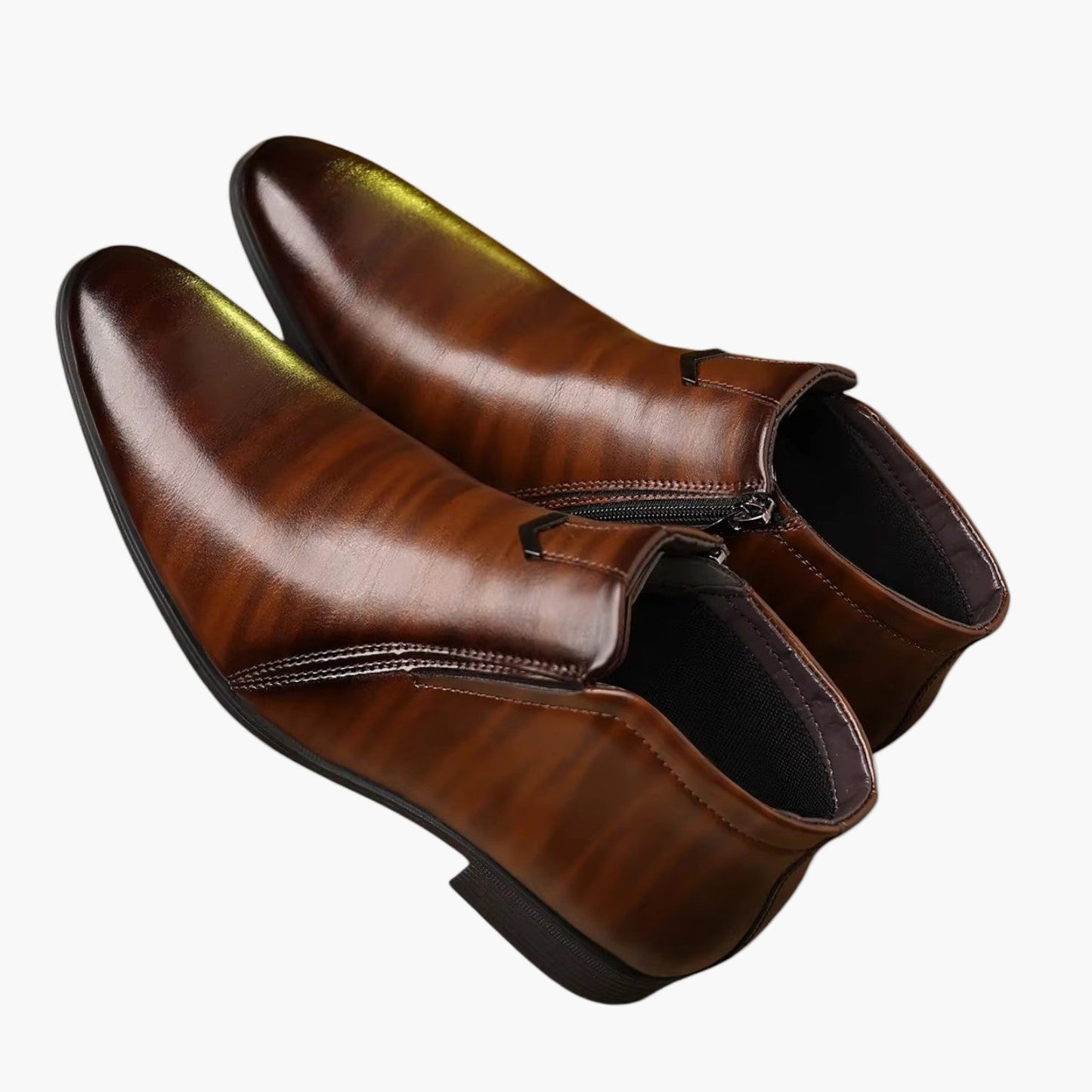 Bottes hautes rétro homme style urbain élégance quotidienne