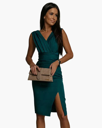 Elegant women's dress evening style with V-neck and stylish slit – Ideal for events and outings